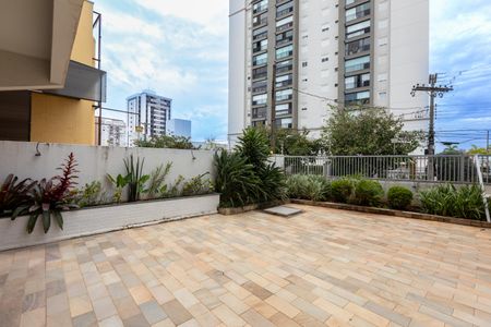 Apartamento à venda com 82m², 3 quartos e 1 vaga Apartamento à venda com 82m², 3 quartos e 1 vagaÁrea Comum - Área externa do Salão de Festas