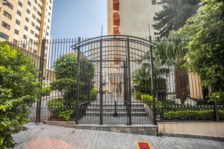 Apartamento à venda com 61m², 2 quartos e 1 vaga Apartamento à venda com 61m², 2 quartos e 1 vagaFachada