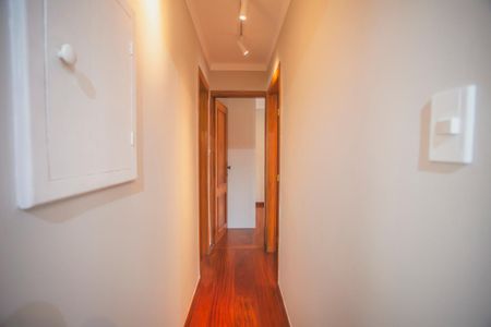 Apartamento à venda com 61m², 2 quartos e 1 vaga Apartamento à venda com 61m², 2 quartos e 1 vagaCorredor - Quartos