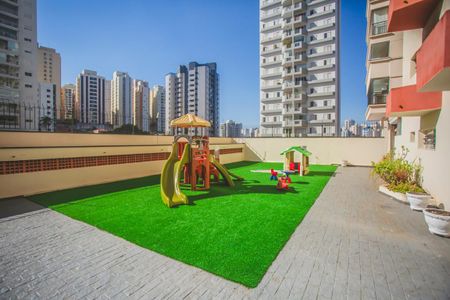 Apartamento à venda com 61m², 2 quartos e 1 vaga Apartamento à venda com 61m², 2 quartos e 1 vagaÁrea comum - Playground