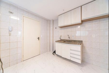 Apartamento à venda com 92m², 3 quartos e 2 vagas Apartamento à venda com 92m², 3 quartos e 2 vagasCozinha