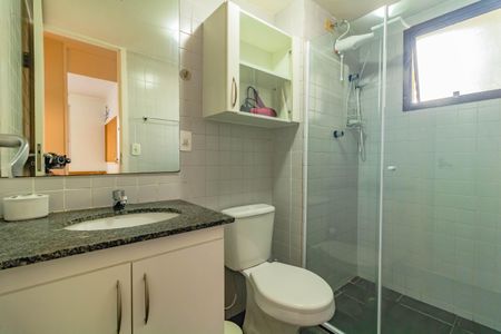 Apartamento para alugar com 55m², 2 quartos e 1 vaga Apartamento para alugar com 55m², 2 quartos e 1 vagaBanheiro