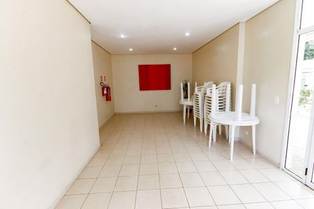 Apartamento à venda com 85m², 3 quartos e 2 vagas Apartamento à venda com 85m², 3 quartos e 2 vagasÁrea comum - Salão de festas