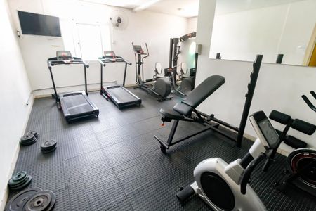 Apartamento à venda com 85m², 3 quartos e 2 vagas Apartamento à venda com 85m², 3 quartos e 2 vagasÁrea comum - Academia