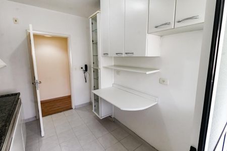 Apartamento à venda com 85m², 3 quartos e 2 vagas Apartamento à venda com 85m², 3 quartos e 2 vagasCozinha