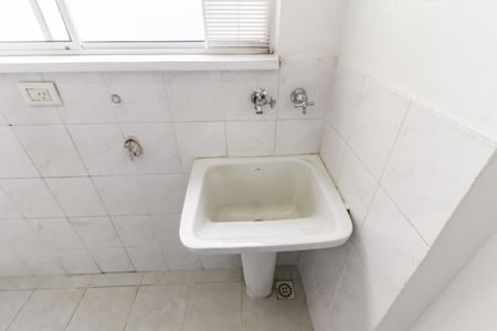 Apartamento à venda com 85m², 3 quartos e 2 vagas Apartamento à venda com 85m², 3 quartos e 2 vagasÁrea de Serviço