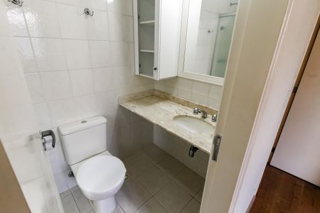 Apartamento à venda com 85m², 3 quartos e 2 vagas Apartamento à venda com 85m², 3 quartos e 2 vagasBanheiro da Suíte