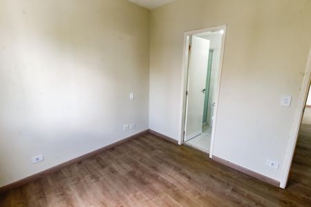 Apartamento à venda com 85m², 3 quartos e 2 vagas Apartamento à venda com 85m², 3 quartos e 2 vagasSuíte
