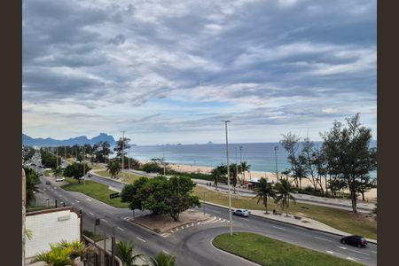 Apartamento à venda com 350m², 3 quartos e 2 vagas Apartamento à venda com 350m², 3 quartos e 2 vagasVista