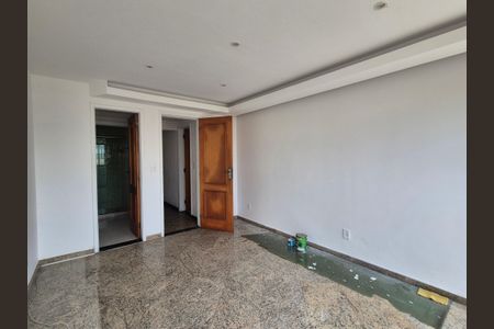 Apartamento à venda com 350m², 3 quartos e 2 vagas Apartamento à venda com 350m², 3 quartos e 2 vagasSuíte 2