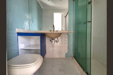 Apartamento à venda com 350m², 3 quartos e 2 vagas Apartamento à venda com 350m², 3 quartos e 2 vagasBanheiro suite 3