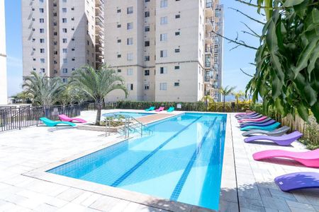 Apartamento à venda com 76m², 3 quartos e 1 vagaArea Comum - Piscina