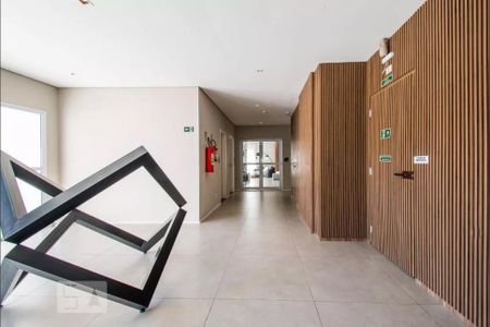 Studio à venda com 33m², 1 quarto e 1 vaga Studio à venda com 33m², 1 quarto e 1 vagaHall social