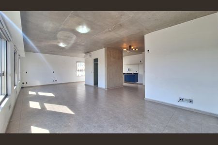 Apartamento à venda com 70m², 1 quarto e 1 vagaSala/Quarto