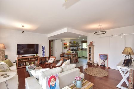 Sala de apartamento à venda com 2 quartos, 112m² em Vila Suzana, São Paulo