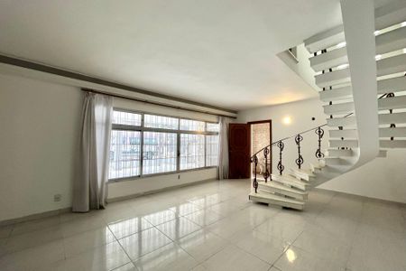 Sala de casa para alugar com 4 quartos, 500m² em Parque Jabaquara, São Paulo