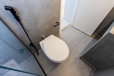 Apartamento à venda com 70m², 2 quartos e sem vaga Apartamento à venda com 70m², 2 quartos e sem vagaBanheiro Social