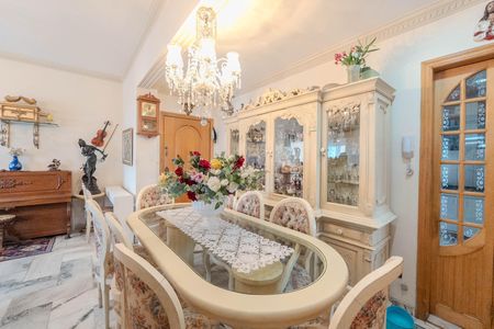 Apartamento à venda com 112m², 2 quartos e sem vaga Apartamento à venda com 112m², 2 quartos e sem vagaSala