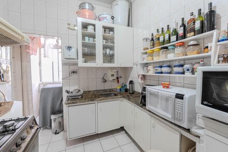 Apartamento à venda com 112m², 2 quartos e sem vaga Apartamento à venda com 112m², 2 quartos e sem vagaCozinha