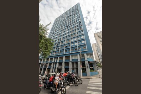 Apartamento à venda com 112m², 2 quartos e sem vaga Apartamento à venda com 112m², 2 quartos e sem vagaFachada