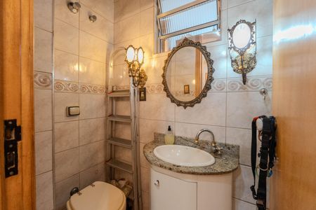 Apartamento à venda com 112m², 2 quartos e sem vaga Apartamento à venda com 112m², 2 quartos e sem vagaLavabo