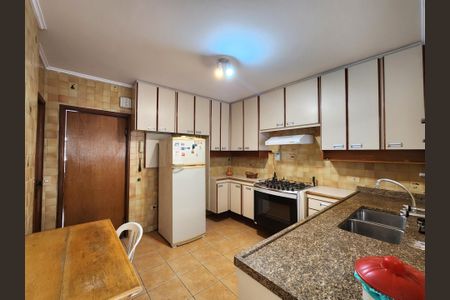 Apartamento para alugar com 165m², 3 quartos e 1 vaga Apartamento para alugar com 165m², 3 quartos e 1 vagaCozinha