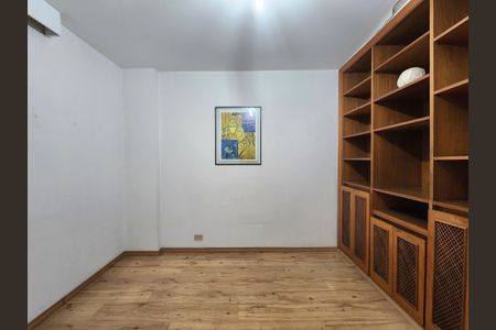 Apartamento para alugar com 165m², 3 quartos e 1 vaga Apartamento para alugar com 165m², 3 quartos e 1 vagaQuarto 1