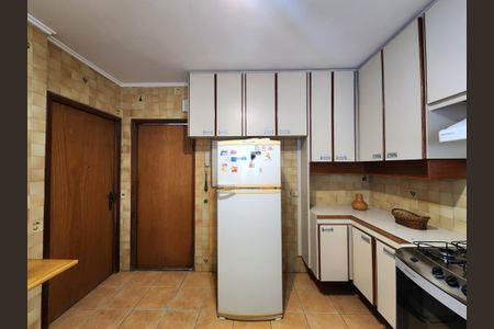Apartamento para alugar com 165m², 3 quartos e 1 vaga Apartamento para alugar com 165m², 3 quartos e 1 vagaCozinha