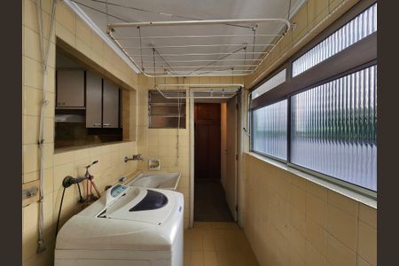 Apartamento para alugar com 165m², 3 quartos e 1 vaga Apartamento para alugar com 165m², 3 quartos e 1 vagaÁrea de Serviço