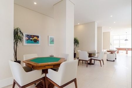 Apartamento à venda com 126m², 3 quartos e 2 vagas Apartamento à venda com 126m², 3 quartos e 2 vagasÁrea comum - Sala de Jogos