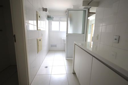 Apartamento à venda com 126m², 3 quartos e 2 vagas Apartamento à venda com 126m², 3 quartos e 2 vagasÁrea de Serviço