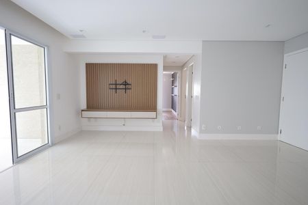 Apartamento à venda com 126m², 3 quartos e 2 vagas Apartamento à venda com 126m², 3 quartos e 2 vagasSala