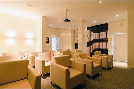 Apartamento à venda com 126m², 3 quartos e 2 vagas Apartamento à venda com 126m², 3 quartos e 2 vagasCinema