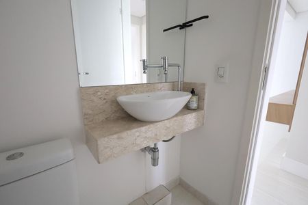 Apartamento à venda com 126m², 3 quartos e 2 vagas Apartamento à venda com 126m², 3 quartos e 2 vagasLavabo