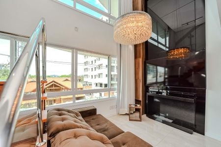 Sala de apartamento para alugar com 1 quarto, 109m² em Passo da Areia, Porto Alegre