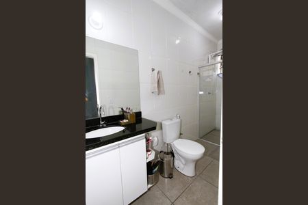 Casa à venda com 110m², 2 quartos e 1 vagaBanheiro