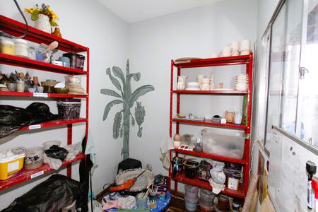 Casa à venda com 110m², 2 quartos e 1 vagaQuarto de Serviço