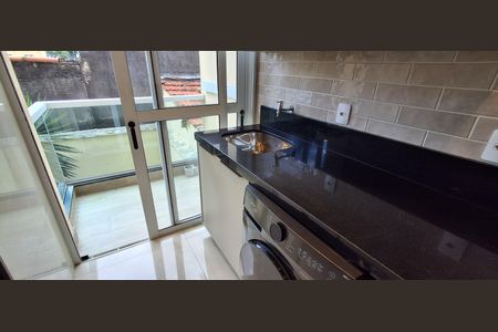 Casa à venda com 272m², 3 quartos e 4 vagas Casa à venda com 272m², 3 quartos e 4 vagasÁrea de Serviço