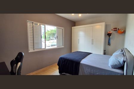 Casa à venda com 272m², 3 quartos e 4 vagas Casa à venda com 272m², 3 quartos e 4 vagasQuarto 1