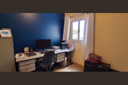 Casa à venda com 272m², 3 quartos e 4 vagas Casa à venda com 272m², 3 quartos e 4 vagasQuarto 2