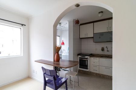 Apartamento à venda com 55m², 2 quartos e 1 vaga Apartamento à venda com 55m², 2 quartos e 1 vagaSala