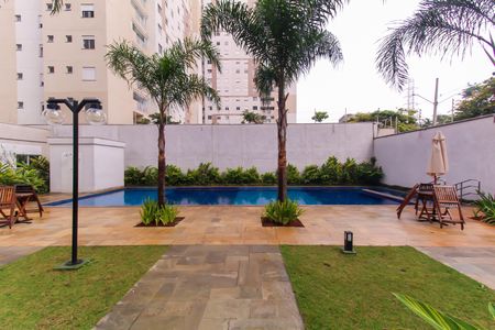 Apartamento à venda com 65m², 3 quartos e 1 vaga Apartamento à venda com 65m², 3 quartos e 1 vagaÁrea comum - Piscina