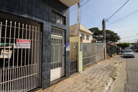 Casa para alugar com 120m², 3 quartos e sem vaga Casa para alugar com 120m², 3 quartos e sem vagaFachada
