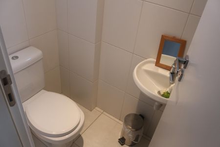 Apartamento para alugar com 242m², 3 quartos e 3 vagasLavabo 2