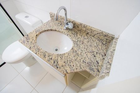 Apartamento para alugar com 58m², 2 quartos e 1 vaga Apartamento para alugar com 58m², 2 quartos e 1 vagaBanheiro social