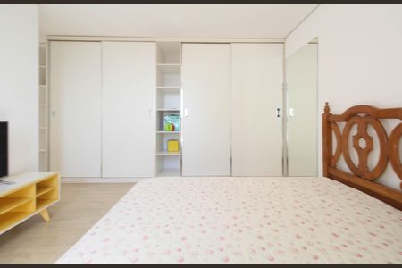 Apartamento para alugar com 237m², 4 quartos e 3 vagas Apartamento para alugar com 237m², 4 quartos e 3 vagasSuíte 1