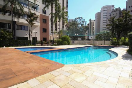 Apartamento para alugar com 237m², 4 quartos e 3 vagas Apartamento para alugar com 237m², 4 quartos e 3 vagasÁrea comum