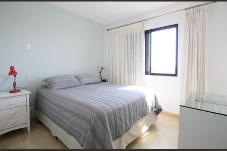 Apartamento para alugar com 237m², 4 quartos e 3 vagas Apartamento para alugar com 237m², 4 quartos e 3 vagasSuíte 2