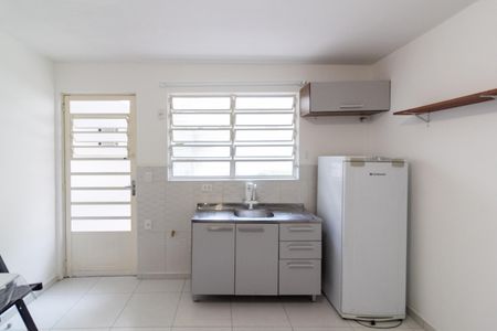 Sala/Cozinha de casa para alugar com 1 quarto, 40m² em Jardim Internacional, São Paulo