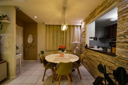 Casa de condomínio à venda com 120m², 3 quartos e 1 vaga Casa de condomínio à venda com 120m², 3 quartos e 1 vagaSala